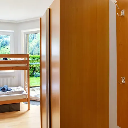 Tux Apartman *